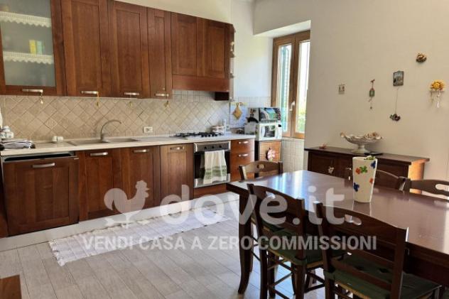 Villetta a schiera di 130 m² con 5 locali in vendita a Itri - Foto 2