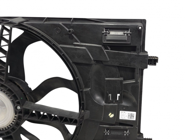 VENTOLA RADIATORE AUDI Q3 Serie (F3B) 5WA121203P DTS Diesel 2000 (18) - Foto 4