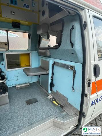 VOLKSWAGEN T5 AMBULANZA (ROMMA) VP - Foto 8
