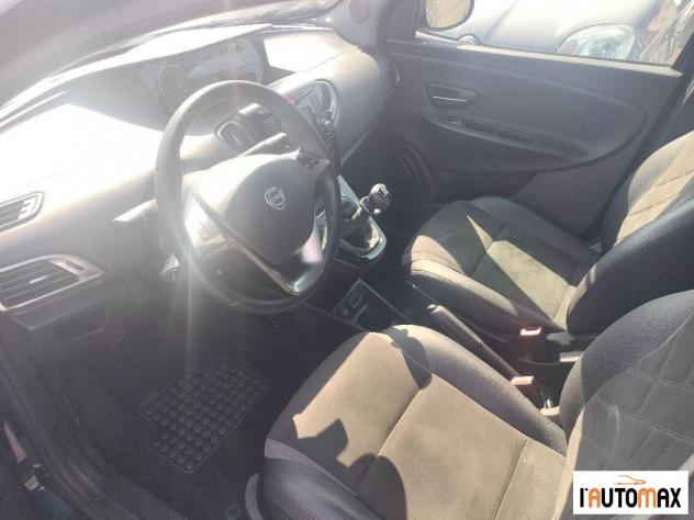 LANCIA - Ypsilon 1.2 Gold 69cv - Foto 7