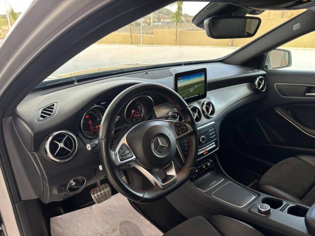 Mercedes-benz GLA 200 CDI Automatic 4Matic 140 Cv ' - Foto 9