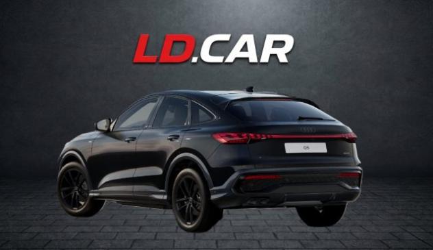 AUDI Q5 SPB 40 TDI quattro S tronic S line Identity Black rif. 23861622 - Foto 3