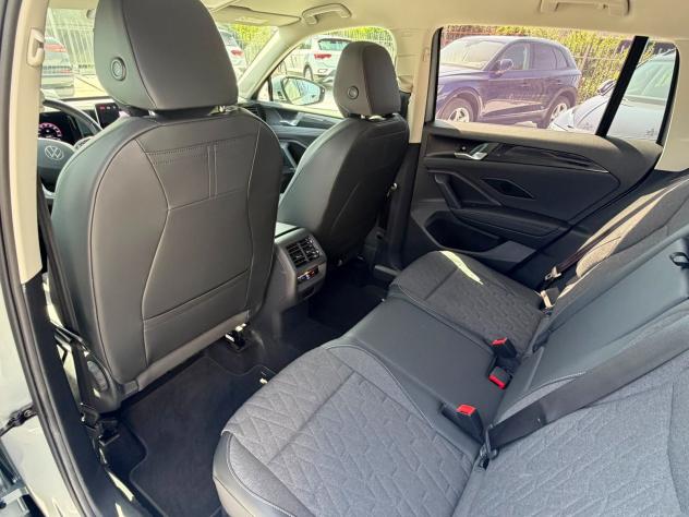 Volkswagen Tiguan 2.0 TDI 150 CV DSG Edition Plus - Foto 10
