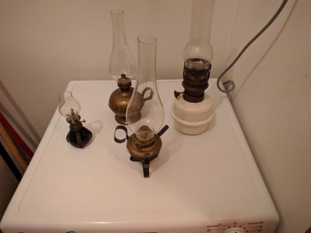 Vendo 4 Lampade a petrolio ANTICHE
