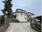 Villa di 361 m² con più di 5 locali e box auto doppio in vendita a Acqui Terme