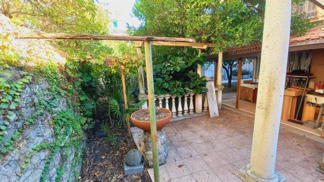 Alassio, porzione di casa con giardino a 30 metri dal mare. - Foto 18