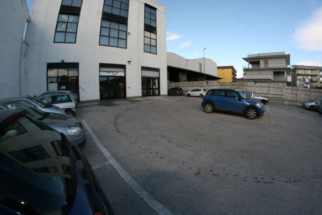 Poliambulatorio, Studio Associato o altro da euro 299 - Foto 4