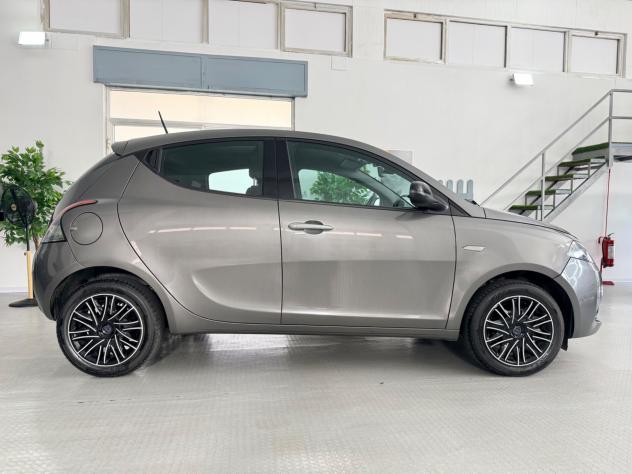 Lancia Ypsilon Aziendale 1.0 FireFly 5 porte Hybrid Gold - Foto 4