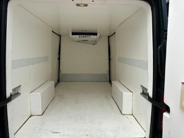 Volkswagen Crafter 30 2.0 TDI 140CV Business CELLA FRIGO - Foto 9