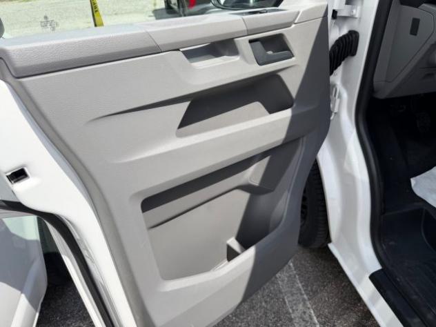 VOLKSWAGEN Caravelle 2.0 TDI 110CV PC Trendline rif. 23807940 - Foto 7