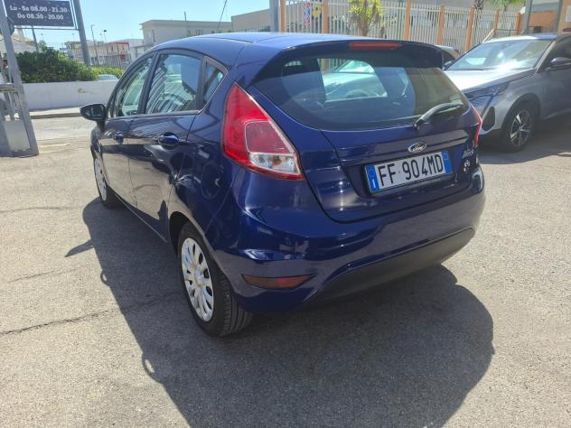 Ford Fiesta 1.5 TDCi 75CV 5 porte Business - Foto 4
