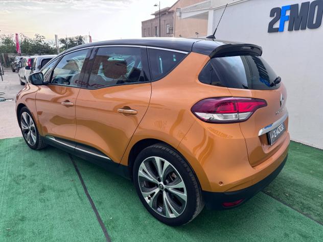 Renault Scenic dCi 8V 110 CV Energy Intens - Foto 4