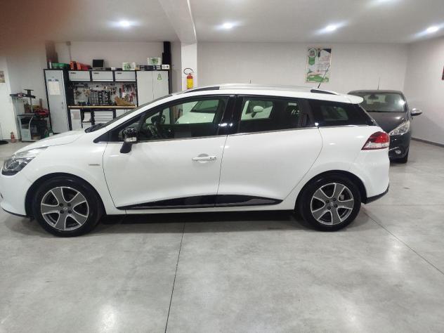 RENAULT - Clio - Sporter 1.5 dCi 8V 75 Costume Nat. - Foto 9