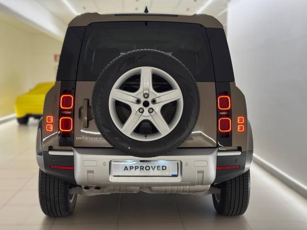 Land Rover Defender (2019) LAND ROVER 110 3.0D I6 200 CV AWD Auto SE - Foto 7