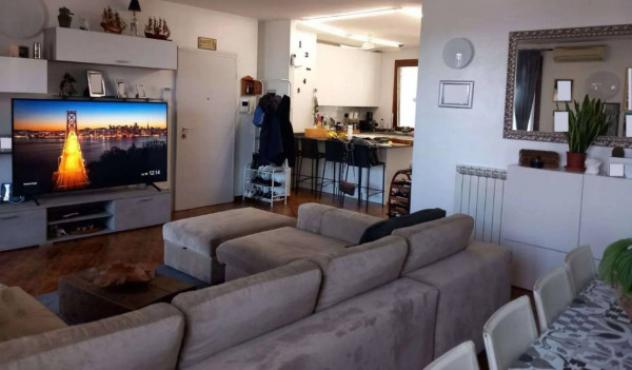 Immobile in asta di 131 m² con più di 5 locali e box auto in vendita a Genova - Foto 18