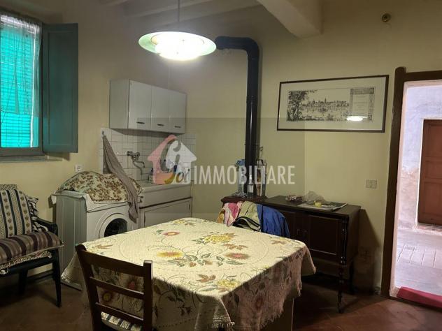 CASA SEMINDIPENDENTE CON AMPIO RUSTICO E GIARIDNO INTERNO - Foto 8