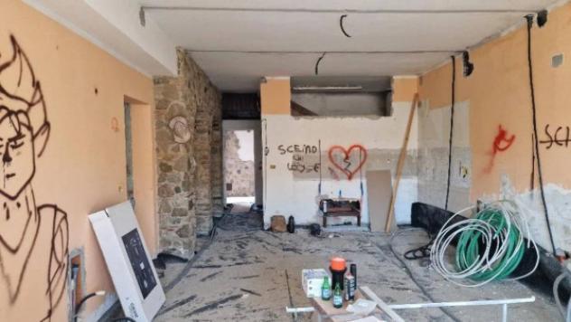 Immobile in asta di 139 m² con più di 5 locali in vendita a Roccella Ionica - Foto 7