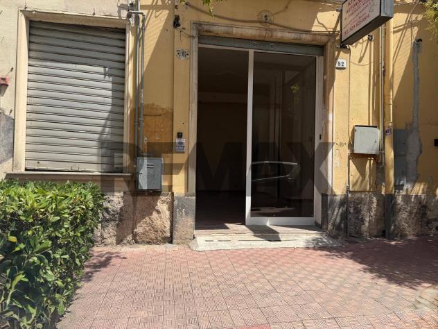 Locale Commerciale in affitto a Belpasso - Foto 2
