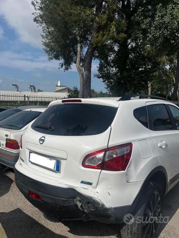 Vari pezzi di ricambio NISSAN QASHQAI - Foto 3
