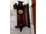 orologio/pendolo antico in legno
