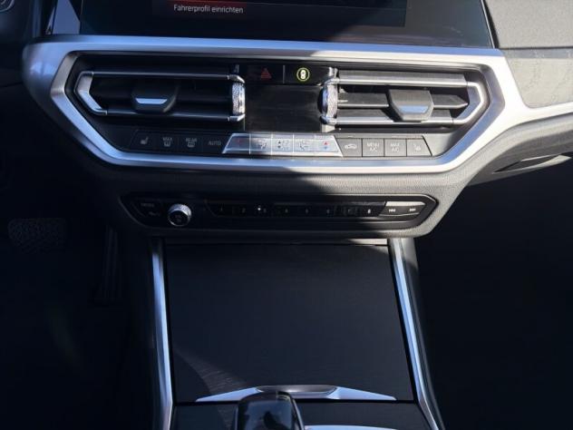 BMW Serie 3(G20/1-80/1) 318d 48V Business Advantage - Foto 9