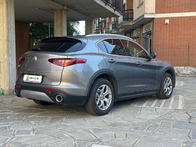 Alfa Romeo Stelvio 2.2 Turbodiesel 210 CV AT8 Q4 Executive - Foto 5