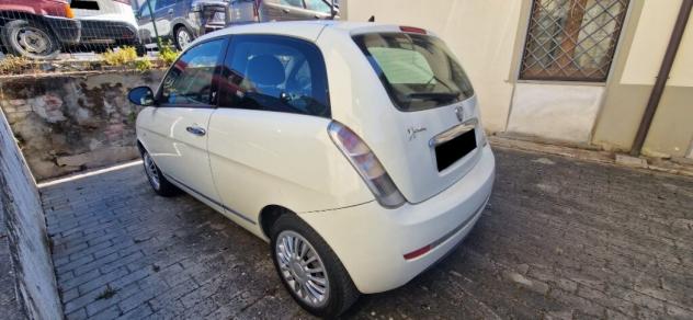 LANCIA LANCIA Ypsilon 2ª serie Ypsilon 1.3 MJT 75 CV Platinum - Foto 4