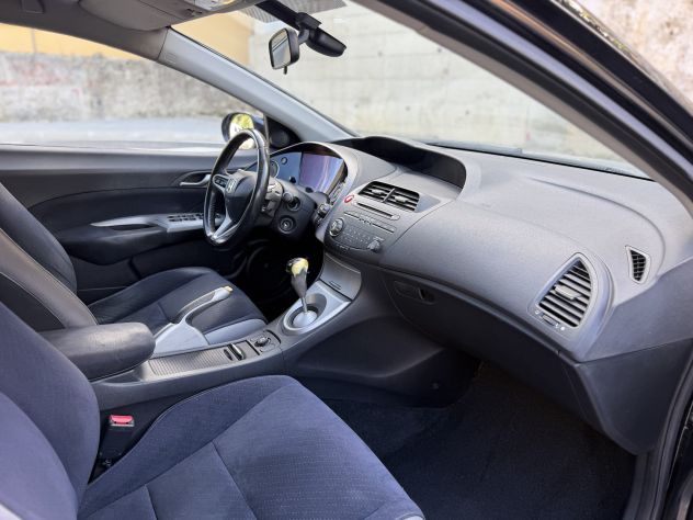 HONDA CIVIC 1.4 BENZINA CONSUMI BASSI VAB NEOPATENTATI TRATTABILI - Foto 7