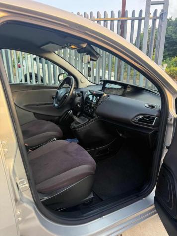 LANCIA Ypsilon 1.3 MJT 16V 95 CV 5 porte S&S Gold rif. 23972038 - Foto 9