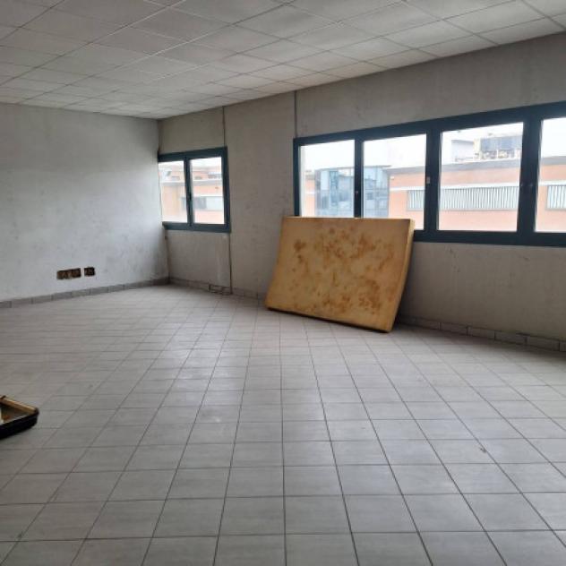 Immobile di 750 m² con 1 locale in vendita a Rubiera - Foto 3