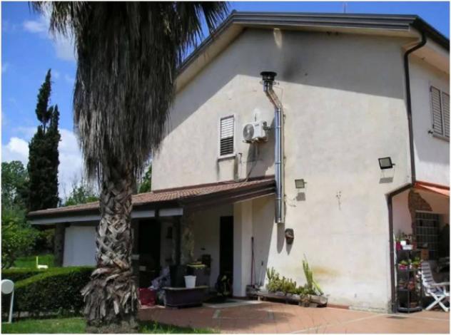 Immobile in asta di 208 m² con più di 5 locali in vendita a Montalto Uffugo - Foto 2