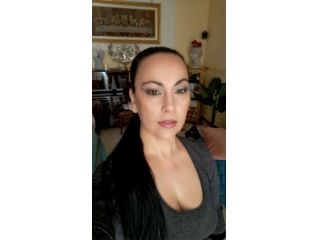 Massaggi - benessere Cancello ed Arnone - Massaggiatrice olistica specializzata Tel:3758381288