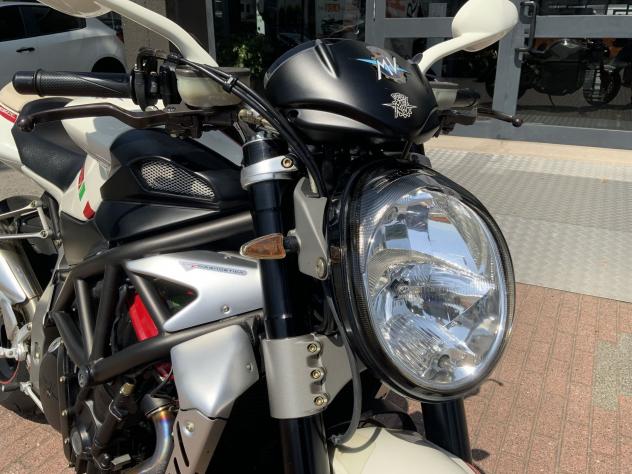 MV Agusta Brutale 910 Pochissimi chilometri unico proprietario - Foto 10