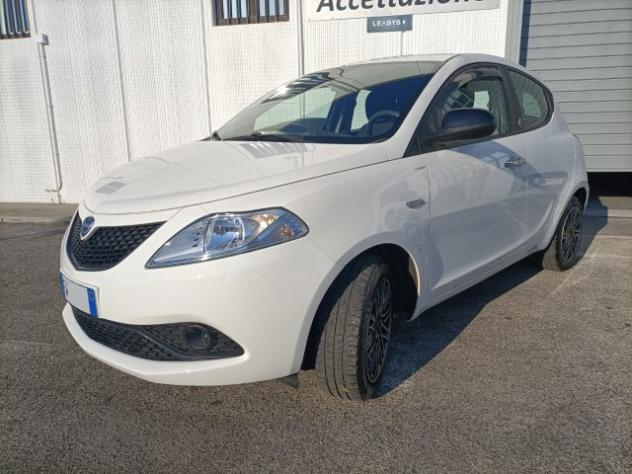 LANCIA Ypsilon 1.2 69 CV GPL Ecochic Gold rif. 23910321 - Foto 4