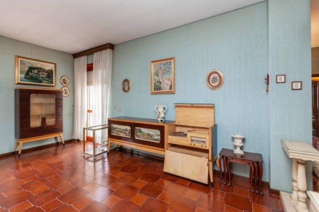 Villa di 320 m² con più di 5 locali e box auto doppio in vendita a Castiglione Torinese - Foto 9