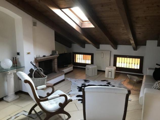 Villetta a schiera di 223 m² con più di 5 locali e box auto doppio in vendita a Soliera - Foto 11