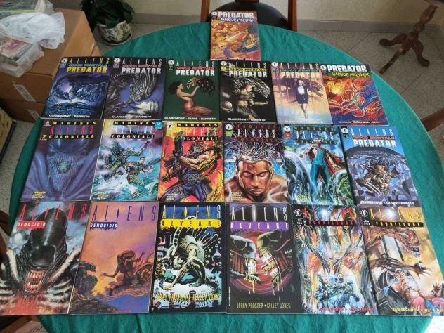 Fumetti: Aliens e Predator (miniserie complete - 17 albi) + cards
