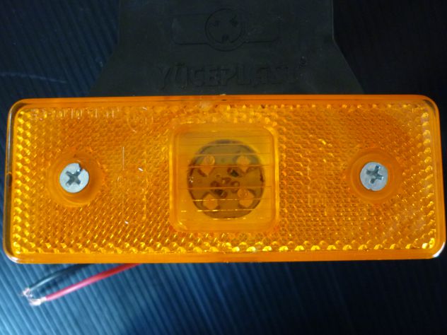 Fanali 4 LED Ambra Laterali 12/24v Supporto PVC - Foto 4