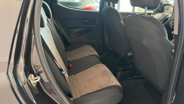 Lancia Ypsilon 1.2 69 CV 5 porte S&S Platinum - Foto 3