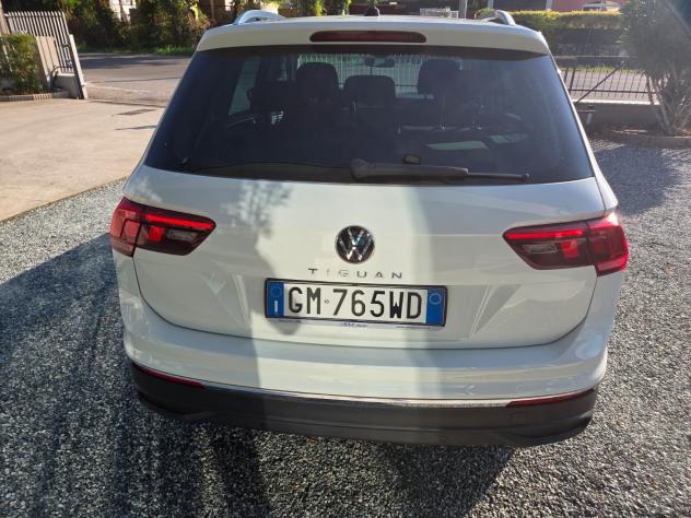 Volkswagen Tiguan 2.0 TDI 150 CV SCR DSG Life - Foto 6