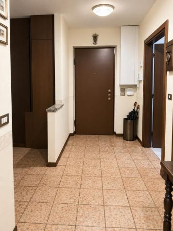 Via Levi, proponiamo appartamento biesposto in una palazzina bifamiliare con giardino privato, ristrutturata nel 2007. L'immobile è composto da ingr - Foto 8