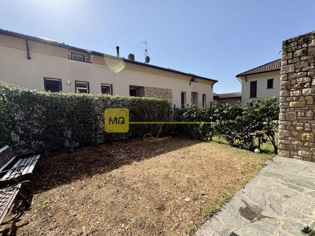 VALMADRERA (LC) - elegante villa a schiera con ascensore interno, doppi giardini e ampi spazi – Valmadrera - Foto 14
