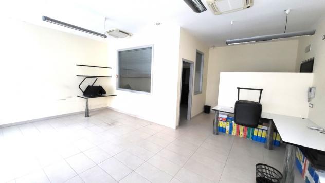 Ufficio in affitto a Senigallia