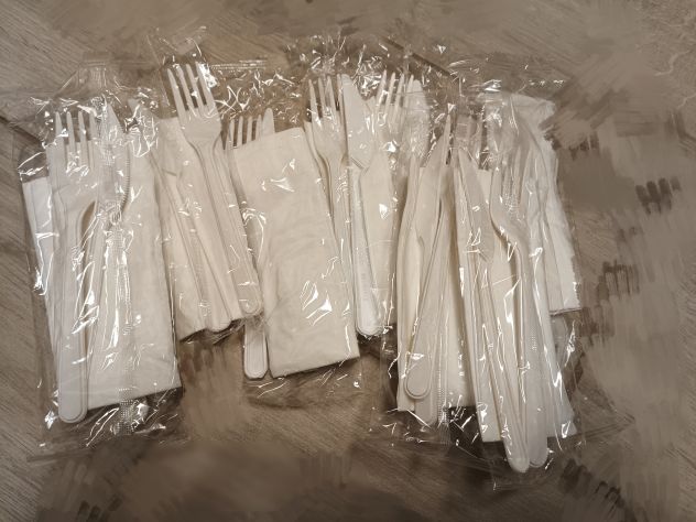 100 Pz, Bis Posate Usa e getta, Forchetta, coltello e Salvietta - Foto 3