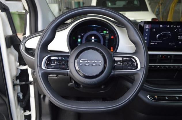 FIAT 500e 3+1 42 kWh Elettrica rif. 24046719 - Foto 10