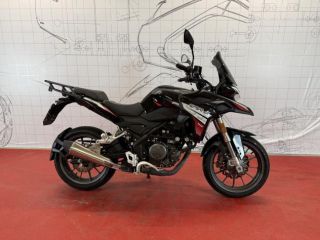 Benelli TRK 251 BENELLI TRK 251 - YM 2023