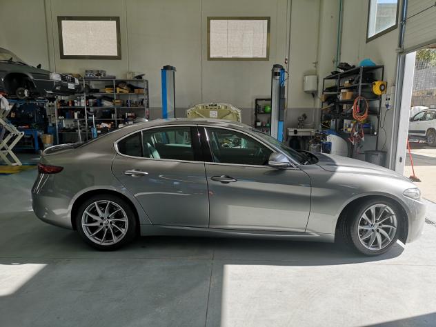Alfa Romeo Giulia 2.2 Turbodiesel 150 CV AT8 Business - Foto 6