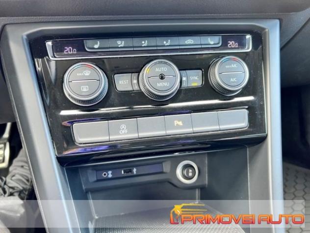 VOLKSWAGEN Touran 1.2 TSI Sound BlueMotion Technology rif. 19416900 - Foto 4