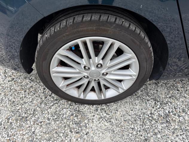 Kia Carens 1.7 CRDi 115 CV Class 7 posti - Foto 9