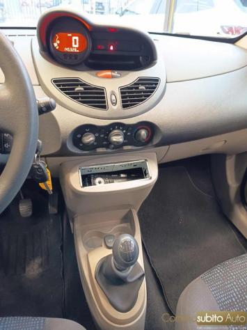 RENAULT Twingo 1.2 16V Dynamique rif. 23890032 - Foto 9